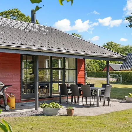 Scenic House On East Funen 200m From The Belt Holiday home *