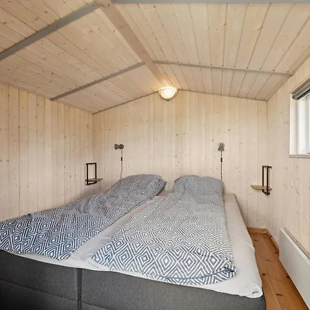 Scenic House On East Funen 200m From The Belt Frorup